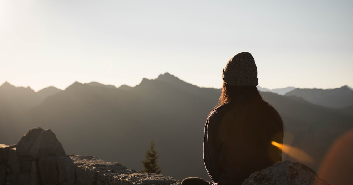 Emotional Flooding: Why You Shut Down During Arguments (And What to Do ...